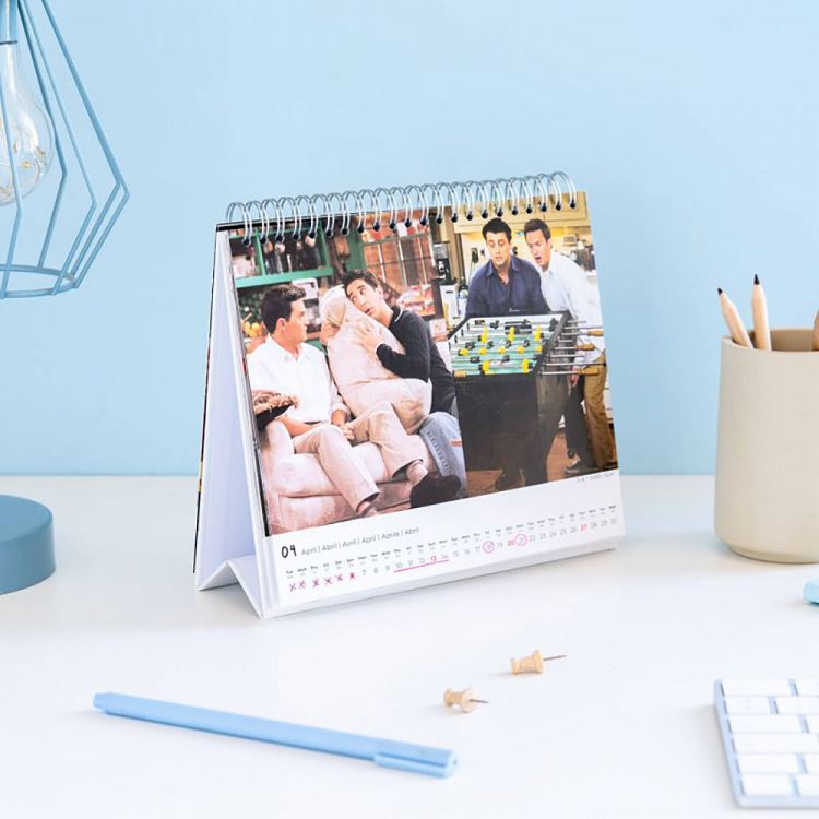 Deluxe Desk Calendar 2025 FRIENDS