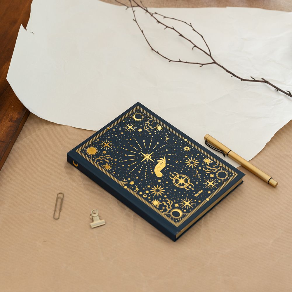 Giftbox with Premium A5 Notebook with a Pen ASTRAL